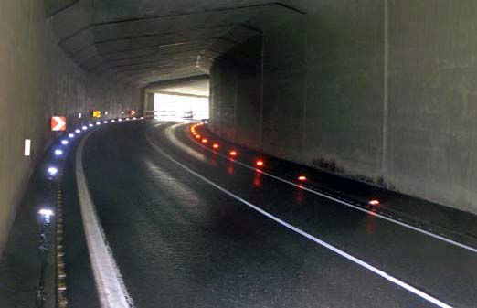 Verkehrsbeleuchtung in Tunnels mit Solarenergie